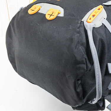 【OneSize ブラック系】 Lowe Alpine ( ロウアルパイン ) ピークアタック 42 Peak Attack 42 ナイロン 撥水機能 容量【30L～54L】 バックパック バッグ ストレージ - 【公式】2ndGEAR（セカンドギア）Webショップ【登山用品・アウトドア用品専門 買取販売店】