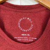 男士XL码红色Yamatomichi DF网眼美利奴羊毛无袖夹克，砖红色。美利奴羊毛外套、内衣、背心、无袖衬衫。