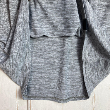 【Men's XS グレー系】 2023 Patagonia ( パタゴニア ) ロングスリーブ キャプリーン クール デイリー グラフィック シャツ Long-Sleeved Capilene Cool Daily Graphic Shirt ポリエステル ウェア