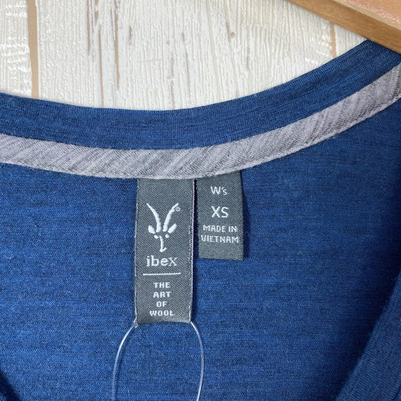 【Women's XS ネイビー系】 Ibex ( アイベックス ) ロングスリーブ メリノ ティー メリノウール ウェア トップス インナー シャツ ロングスリーブTシャツ クルーネック ウール z00056456  ウール ロングスリーブTシャツ クルーネック インナ