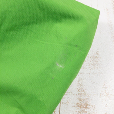 【Men's S グリーン系】 Montbell ( モンベル ) ストーム ジャケット Storm Jacket ナイロン 1102426 Asian Men's 撥水機能 防水機能 ハードシェル アウター ジャケット トップス ウェア - 【公式】2ndGEAR（セカンドギア）Webショップ【登山用品・アウトドア用品専門 買取販売店】