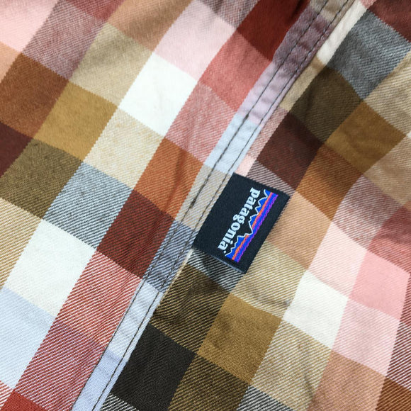 【Men's S ブラウン系】 Patagonia ( パタゴニア ) ロングスリーブ ピマコットン シャツ Long-Sleeved Pima Cotton Shirt 53837 International Men's GTTA Grazing Tuber Ta - 【公式】2ndGEAR（セカンドギア）Webショップ【登山用品・アウトドア用品専門 買取販売店】