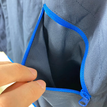 男士小号蓝色 Mammut Rime Light Insulation Flex 连帽保暖夹克。合成羽绒服。