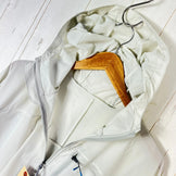 男女通用中号象牙色 Paper Sky Wear Wind Shell 连帽衫，ECRU 尼龙，软壳夹克，外套，z00053704，ECRU