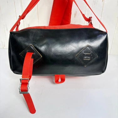 【OneSize レッド系】 1970s Mountain Lion（マウンテンライオン） コンパクト デイパック ビンテージ オリジナル 入手困難 バッグ ストレージ バックパック デイパック 容量【～29L】 z00057025  デイパック 容量【～29L】