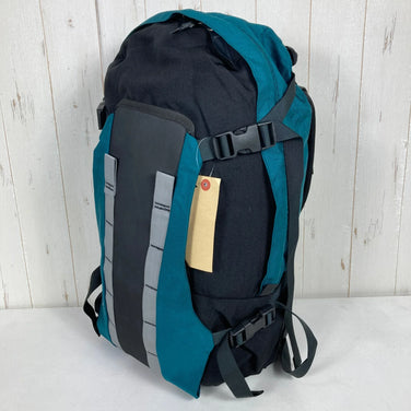 One Size Green 1995 Dana Design Hoodoo Spire (Spruce/Black) Discontinued, Hard-to-Find Nylon Storage Backpack/Daypack (Up to 29L Capacity)