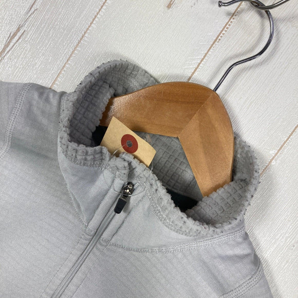 【Women's S グレー系】 2010 Patagonia ( パタゴニア ) R1 プルオーバー R1 Pullover FOG ポーラテック パワー ドライ グリッド フリース ポリエステル ウェア トップス アウター ジャケット フリース z00061655