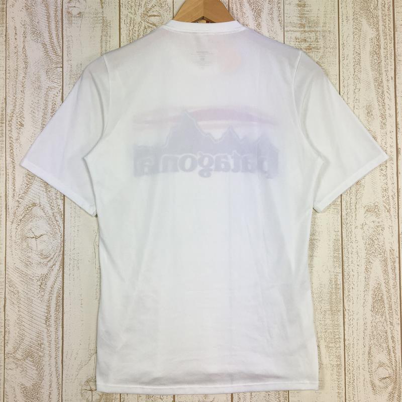 【Men's XS ホワイト系】 Patagonia ( パタゴニア ) キャプリーン1 シルクウェイト グラフィック Tシャツ 45320 International Men's WHT White 化繊 ショートスリーブTシャツ クルーネック インナー シャツ ト