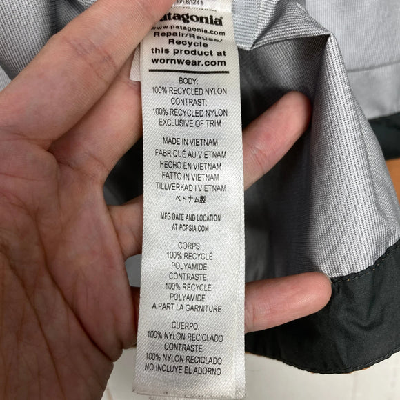 【Men's XS ベージュ系】 2023 Patagonia ( パタゴニア ) トレントシェル 3L レイン ジャケット Torrentshell 3L Rain Jacket FEBN ナイロン ウェア トップス アウター ジャケット レインシェル z00060