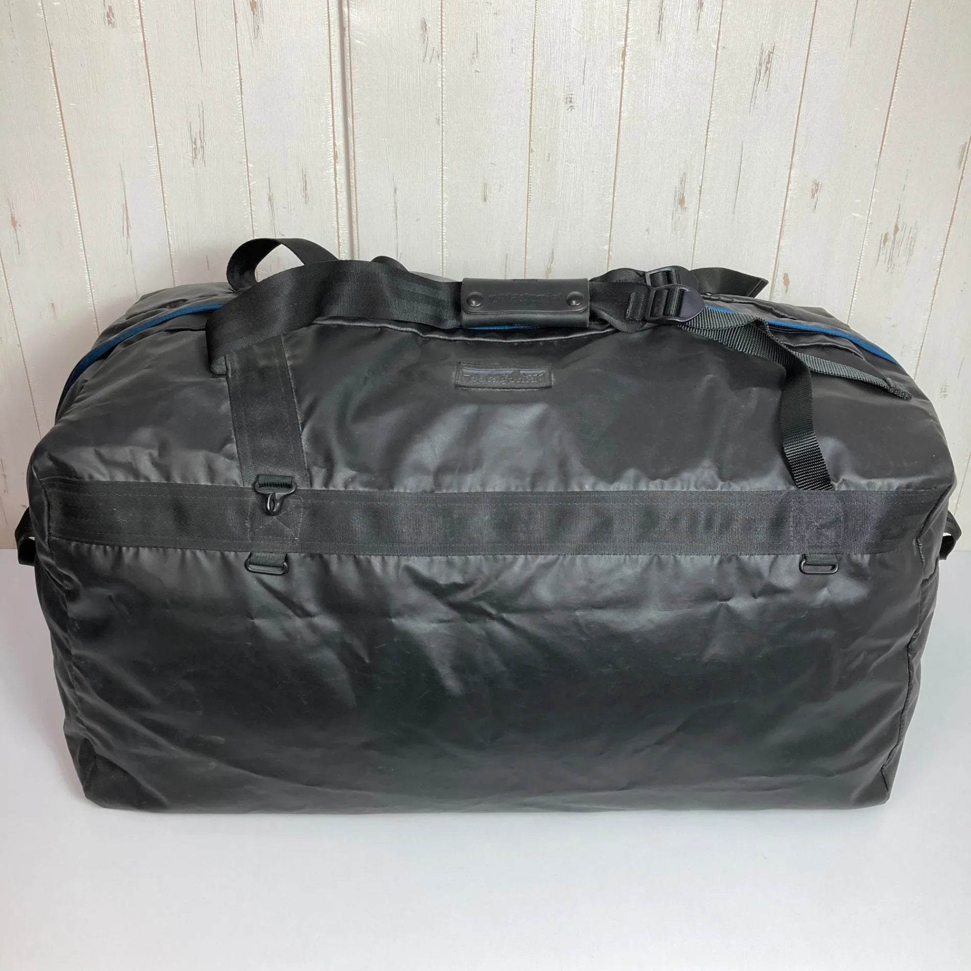 【OneSize ブラック系】 1996 Patagonia ( パタゴニア ) ブラック ホール バッグ Black Hole Bag Black 生産終了モデル 入手困難 ブラックラバータグ バッグ ストレージ ダッフルバッグ ボストンバッグ z00052412 - 【公式】2ndGEAR（セカンドギア）Webショップ【登山用品・アウトドア用品専門 買取販売店】