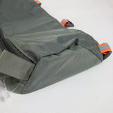 【OneSize グリーン系】 Mystery Ranch ( ミステリーランチ ) クイック アタッチ ゾイド バッグ Quick Attach Zoid Bag ナイロン 4L フォリッジ | Foliage 外付けポーチ バッグ ストレージ - 【公式】2ndGEAR（セカンドギア）Webショップ【登山用品・アウトドア用品専門 買取販売店】