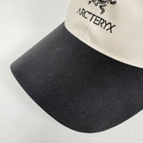 【S/M ベージュ系】 Arcteryx ( アークテリクス ) バード ワード キャップ Bird Word Cap Rune / Black ポリエステル ウェア ウェア小物 ヘッドウェア キャップ z00055191 Rune / Black キャップ