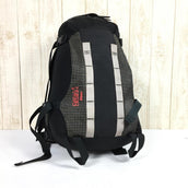 【OneSize ブラック系】Dana Design ( デイナデザイン ) 1995 ブレイズ Blaze 32L テクノーラ リップストップナイロン アメリカ製 バックパック デイパック ブランド消滅 生産終了モデル 入手困難 容量【30L～54L】 バックパック バッグ ストレージ - 【公式】2ndGEAR（セカンドギア）Webショップ【登山用品・アウトドア用品専門 買取販売店】