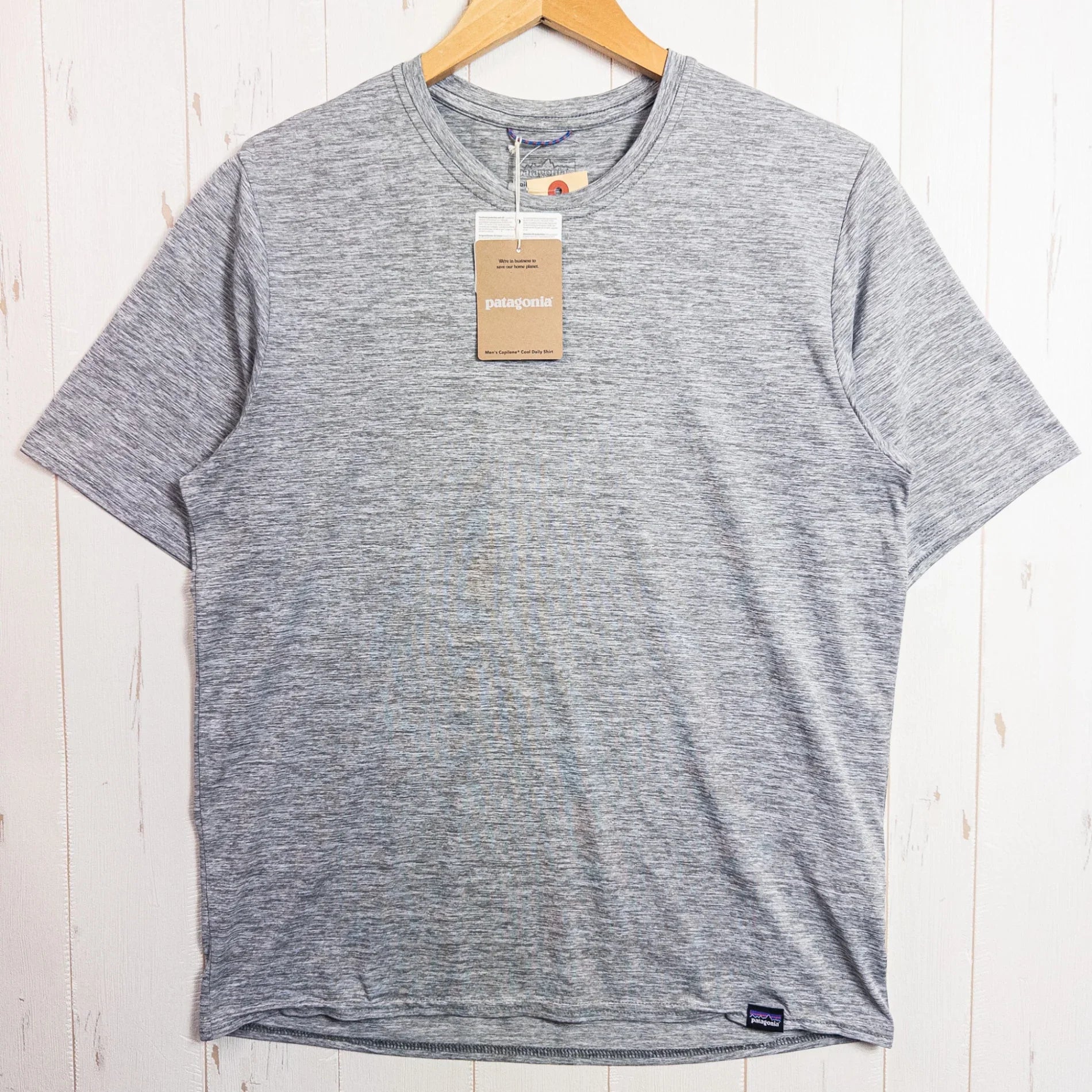 【Men's S グレー系】 2024 Patagonia ( パタゴニア ) キャプリーン クール デイリー シャツ FEA ポリエステル ウェア トップス インナー シャツ ショートスリーブTシャツ クルーネック 化繊 z00052571 FEA 化繊 ショー - 【公式】2ndGEAR（セカンドギア）Webショップ【登山用品・アウトドア用品専門 買取販売店】