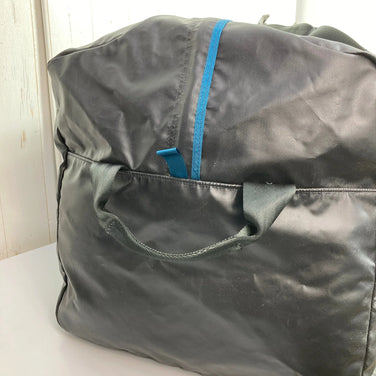 【OneSize ブラック系】 1995 Patagonia ( パタゴニア ) ブラック ホール バッグ Black Hole Bag Black 生産終了モデル 入手困難 ビッグラバータグ ヒューマンカーブ付属完品 バッグ ストレージ ダッフルバッグ ボストンバ - 【公式】2ndGEAR（セカンドギア）Webショップ【登山用品・アウトドア用品専門 買取販売店】