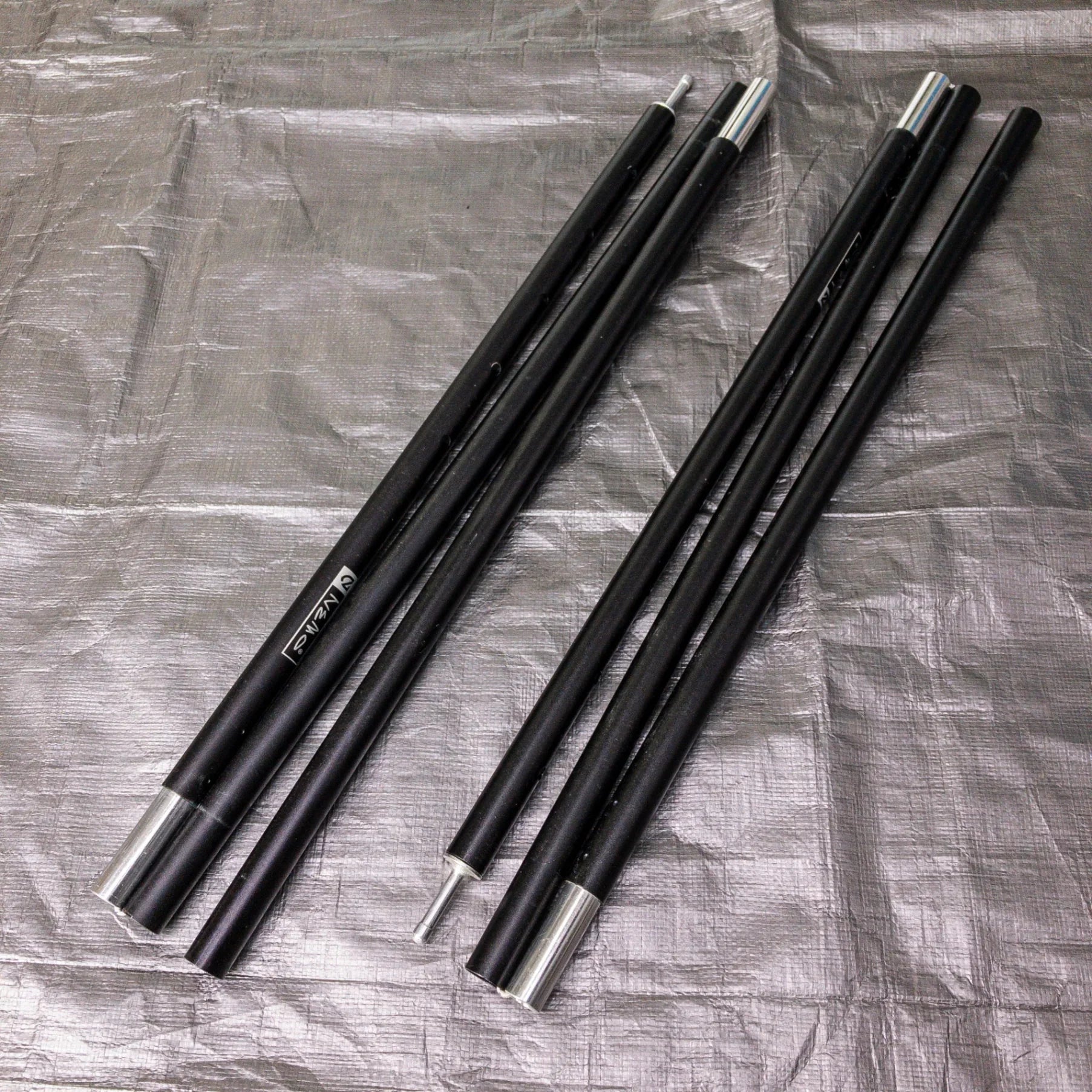 【OneSize ブラック系】 Nemo Equipment ( ニーモ イクイップメント ) アジャスタブルタープポールM NM-AC-TPM キャノピーポール キャンピングギア - 【公式】2ndGEAR（セカンドギア）Webショップ【登山用品・アウトドア用品専門 買取販売店】