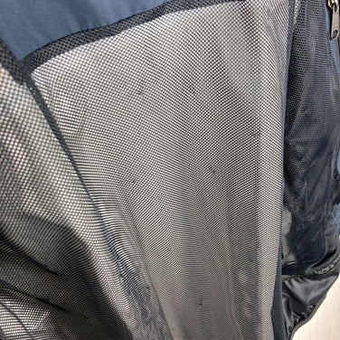 The North Face Scoop Jacket, Men's Size Medium, Navy. This nylon hardshell jacket is a perfect outerwear piece. (z00054902)