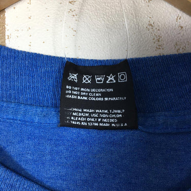 【Men's L ブルー系】 キャンプモア スタッフ Tシャツ Campmor Staff T-Shirts アメリカ製 米国ニュージャージー州のアウトドアショップ 希少なアウトドアtシャツ フルーツオブザルームボディ 非売品 ビンテージ 入手困難 Interna - 【公式】2ndGEAR（セカンドギア）Webショップ【登山用品・アウトドア用品専門 買取販売店】