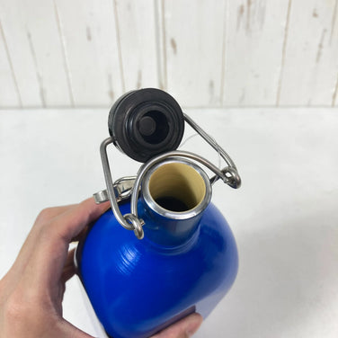 【OneSize ブルー系】 Laken ( ラーケン ) クアドラーダ Cuadrada 生産終了モデル 入手困難 ハイドレーションイクイップメント ハードボトル z00059407  ハードボトル ハイドレーションイクイップメント