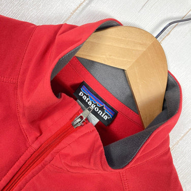 【Women's S レッド系】 2011 Patagonia ( パタゴニア ) シンプル ガイド ジャケット Simple Guide Jacket RHU ポリエステル ウェア トップス アウター ジャケット ソフトシェル z00054736 RHU ソフトシェ