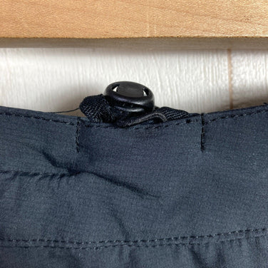 Houdini Ci 男士 L 码黑色合成羽绒裤，采用 PrimaLoft Gold Active 保暖材料 (z00056536)。