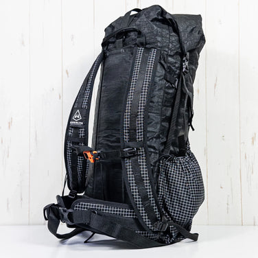 [Medium Black] Hyperlite Mountain Gear HMG (Hyperlite Mountain Gear) Elevate 22 Bag Storage Backpack Daypack Capacity [up to 29L] DCF (Dyneema Composite)