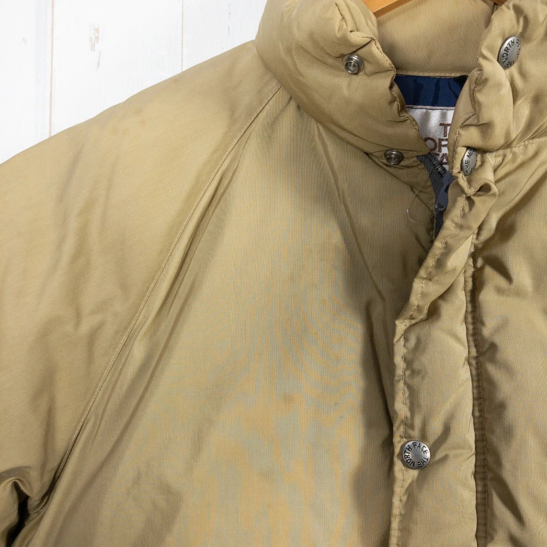 【Men's M ベージュ系】 1970s The North Face ( ザ・ノースフェイス ) セロー ダウンジャケット Serow Down Jacket 茶タグ 旧タグ 生産終了モデル 入手困難 ウェア トップス アウター ジャケット ダウンインサレーショ - 【公式】2ndGEAR（セカンドギア）Webショップ【登山用品・アウトドア用品専門 買取販売店】