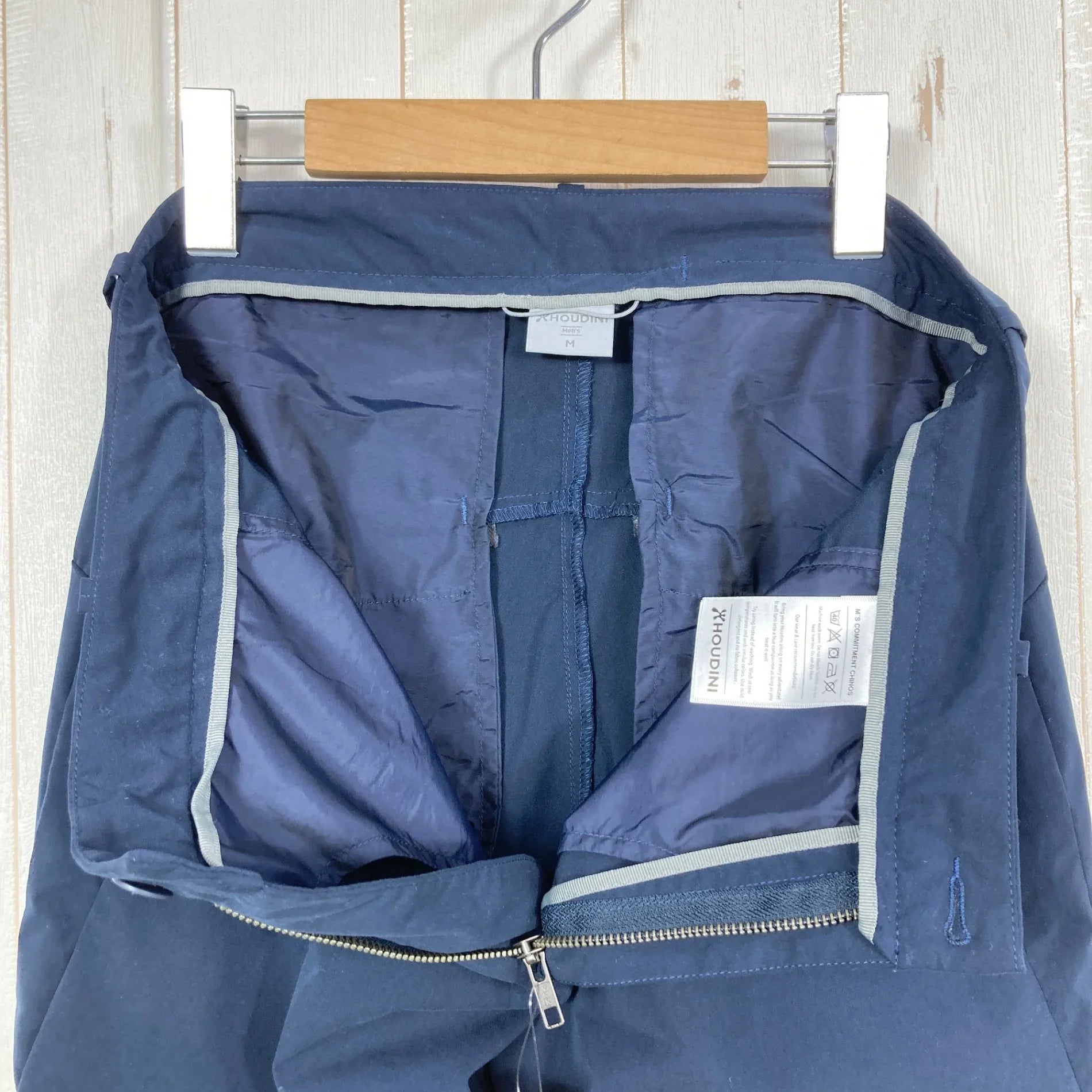 Men's M ネイビー系】 Houdini ( フーディニ ) コミットメント チノ