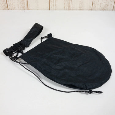 【OneSize ブラック系】 mikikurota（ミキクロタ） ポケット パック ポーチ Pocket Pack Pouch DCF ( ダイニーマ・コンポジット・ファブリック / キューベンファイバー ) クーリエバッグ ショルダーバッグ メッセンジャーバッ - 【公式】2ndGEAR（セカンドギア）Webショップ【登山用品・アウトドア用品専門 買取販売店】