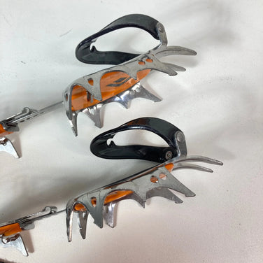 【OneSize 银色系】Black Diamond (黑钻) Serac Clip 不锈钢冬季装备冰爪 z00057312 冰爪 冬季装备