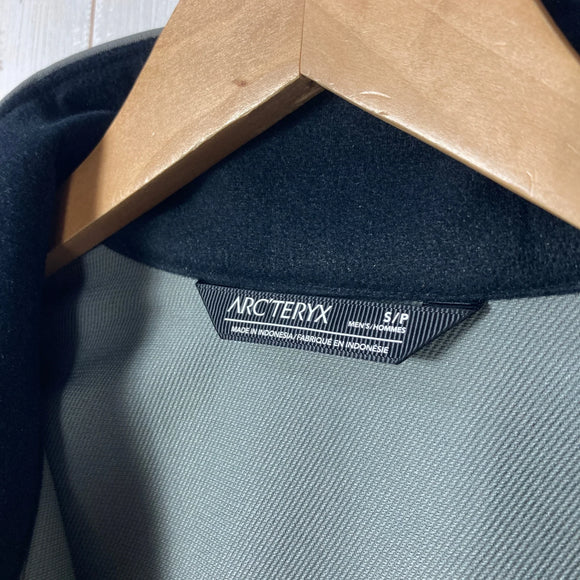 【Men's S グレー系】 Arcteryx ( アークテリクス ) ガンマ ジャケット Gamma Jacket ナイロン ウェア トップス アウター ジャケット ソフトシェル z00053776  ソフトシェル アウター ジャケット トップス ウェア