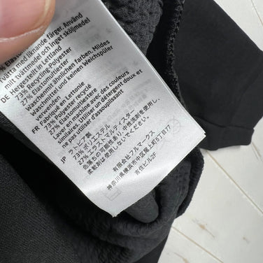 【Men's M ブラック系】 Houdini ( フーディニ ) メンズ モノ エア クルー M's Mono Air Crew 221034 900 TRUE BLACK z00055938 900 TRUE BLACK 化繊 ロングスリーブTシャツ クルーネッ