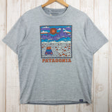 【Men's M チャコール系】 Patagonia ( パタゴニア ) キャプリーン クール デイリー グラフィック シャツ Cap Cool Daily Graphic Shirt SRFE ポリエステル ウェア トップス インナー シャツ ショートスリーブTシャ - 【公式】2ndGEAR（セカンドギア）Webショップ【登山用品・アウトドア用品専門 買取販売店】