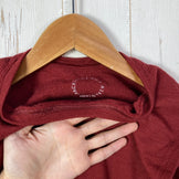 男士XL码红色Yamatomichi DF网眼美利奴羊毛无袖夹克，砖红色。美利奴羊毛外套、内衣、背心、无袖衬衫。