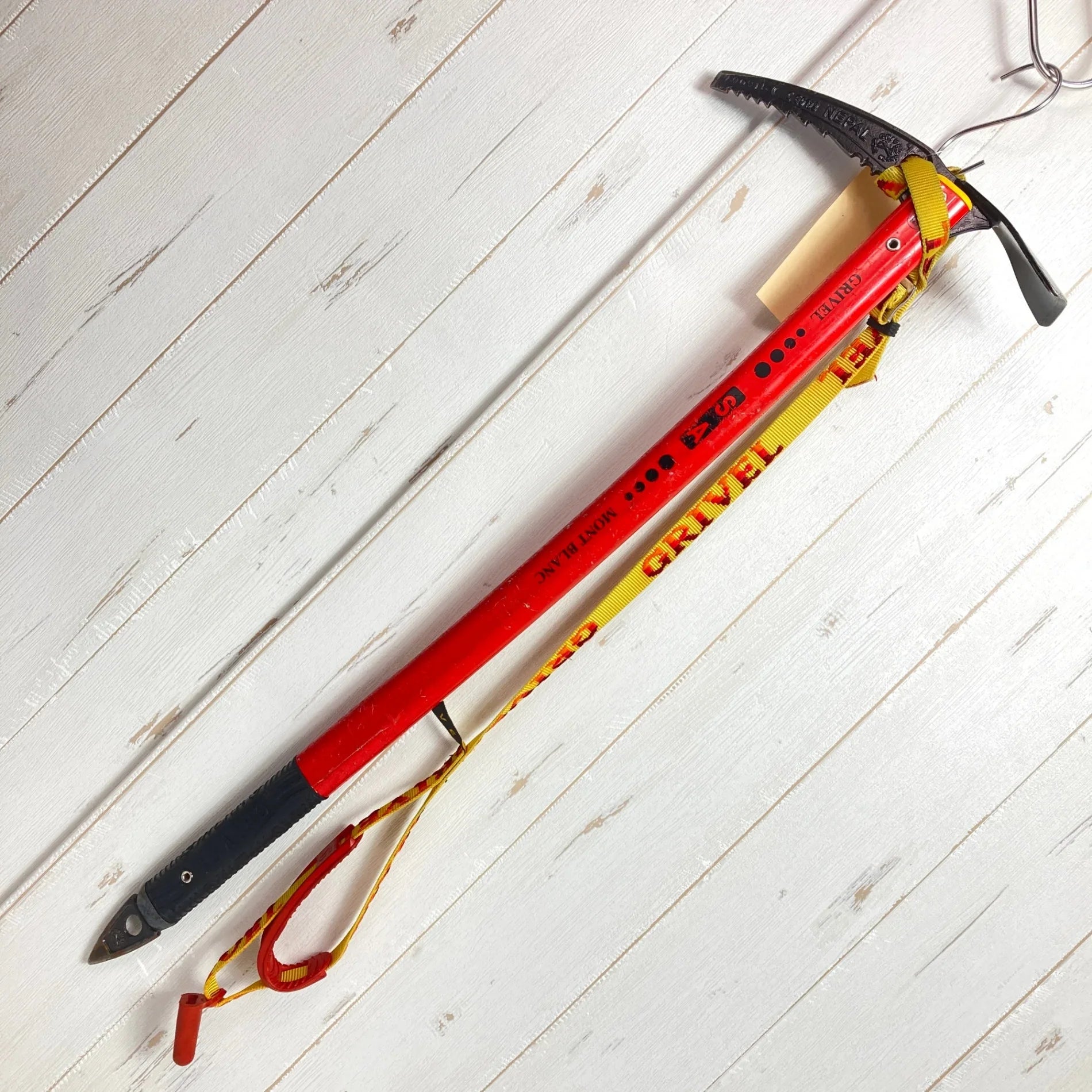 【66cm レッド系】 Grivel ( グリベル ) モンブラン SA Mont Blanc SA ウィンターギア ピッケル アイスアックス z00052502 ピッケル アイスアックス ウィンターギア - 【公式】2ndGEAR（セカンドギア）Webショップ【登山用品・アウトドア用品専門 買取販売店】