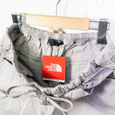 【Men's M グレー系】 The North Face ( ザ・ノースフェイス ) ユージ パンツ Yuji Pant FH / フォイルグレー コットン ウェア ボトムス ロングパンツ コットン z00052654 FH / フォイルグレー コットン ロング - 【公式】2ndGEAR（セカンドギア）Webショップ【登山用品・アウトドア用品専門 買取販売店】