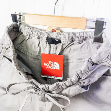 【Men's M グレー系】 The North Face ( ザ・ノースフェイス ) ユージ パンツ Yuji Pant FH / フォイルグレー コットン ウェア ボトムス ロングパンツ コットン z00052654 FH / フォイルグレー コットン ロング - 【公式】2ndGEAR（セカンドギア）Webショップ【登山用品・アウトドア用品専門 買取販売店】