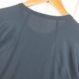 【Men's M チャコール系】 Finetrack ( ファイントラック ) ドライレイヤー ウォーム ロングスリーブ ポリウレタン FUM0521 Asian Men's 化繊 ロングスリーブTシャツ クルーネック インナー シャツ トップス ウェア - 【公式】2ndGEAR（セカンドギア）Webショップ【登山用品・アウトドア用品専門 買取販売店】