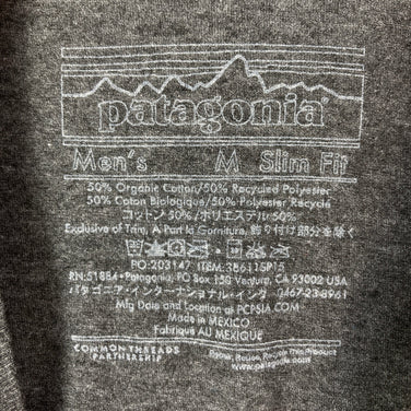 【Men's M グレー系】 2015 Patagonia ( パタゴニア ) フライング フィッシュ ティー Flying Fish Tee			 オーガニックコットン ウェア トップス インナー シャツ ショートスリーブTシャツ クルーネック コットン z00