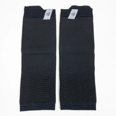 【2T ブラック系】 Compressport ( コンプレスポーツ ) カーフスリーブ ゲイター ふくらはぎ サポーター タイツ ボトムス ウェア - 【公式】2ndGEAR（セカンドギア）Webショップ【登山用品・アウトドア用品専門 買取販売店】