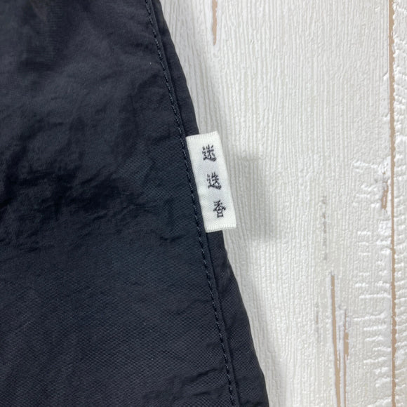 【Unisex 2 ブラック系】 迷迭香 ( マンネンロウ ) ナイロン ハーベスト ルーズ ショーツ NYLON HARVEST LOOSE SHORT ポケッタブル 裾スナップ スマートフォンポケット ナイロン ウェア ボトムス ショーツ ショートパンツ  z00