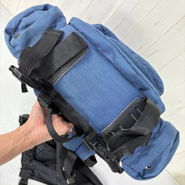 【Unisex OneSize ネイビー系】 Lamda（ラムダ） フラップ付カメラザック 4型 Camera Backpack Type 4 2気室 中折れタイプ ナイロン バッグ ストレージ バックパック 容量【30L～54L】 z00060623  容量【30L～54L】