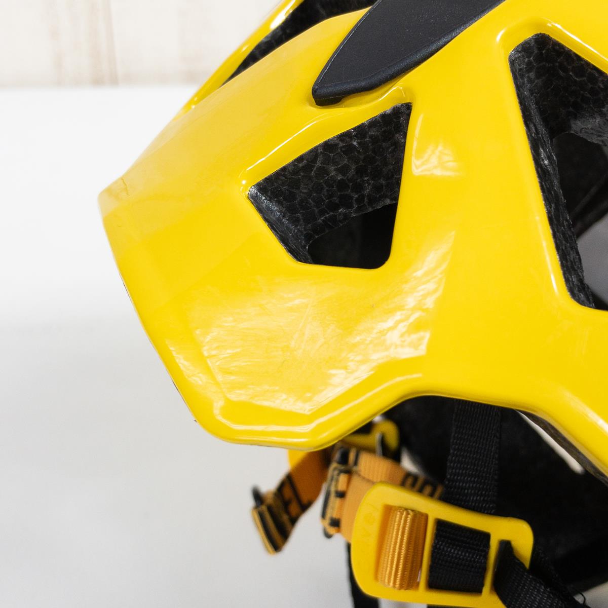 [Unisex One Size Yellow] Grivel Stealth Lightweight Mountain Helmet GV-HESTE Unisex Yellow Helmet