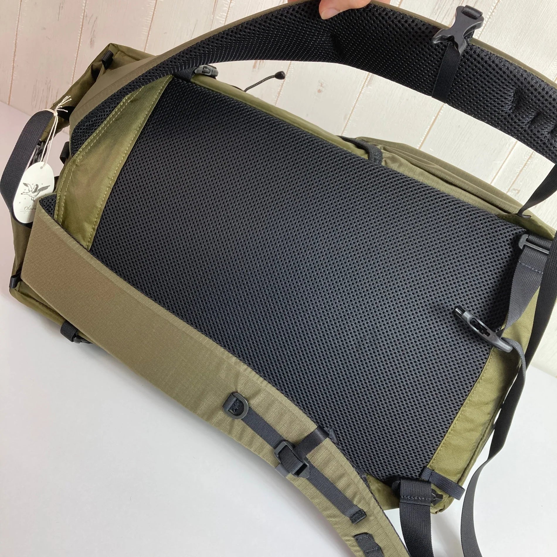 【OneSize グリーン系】 Okara ( オカラ ) ミッテン mitten オリーブ ナイロン バッグ ストレージ バックパック 容量【30L～54L】 ECO PAK EPX200 ( エコパック EPX200 ) z00052134 オリーブ 容量【30 - 【公式】2ndGEAR（セカンドギア）Webショップ【登山用品・アウトドア用品専門 買取販売店】