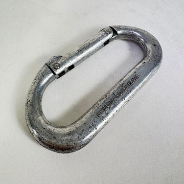 【OneSize シルバー系】 1972 Chouinard ( シュイナード ) スタンダード カラビナ Standard Carabiner ビンテージ オリジナル 入手困難 CHOUINARD/SALEWA 2200kp tested ロッククライミングギア