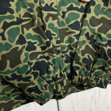 The North Face Scoop 夹克，男款 L 码，绿色。迷彩尼龙外套，硬壳夹克 (z00053870)。