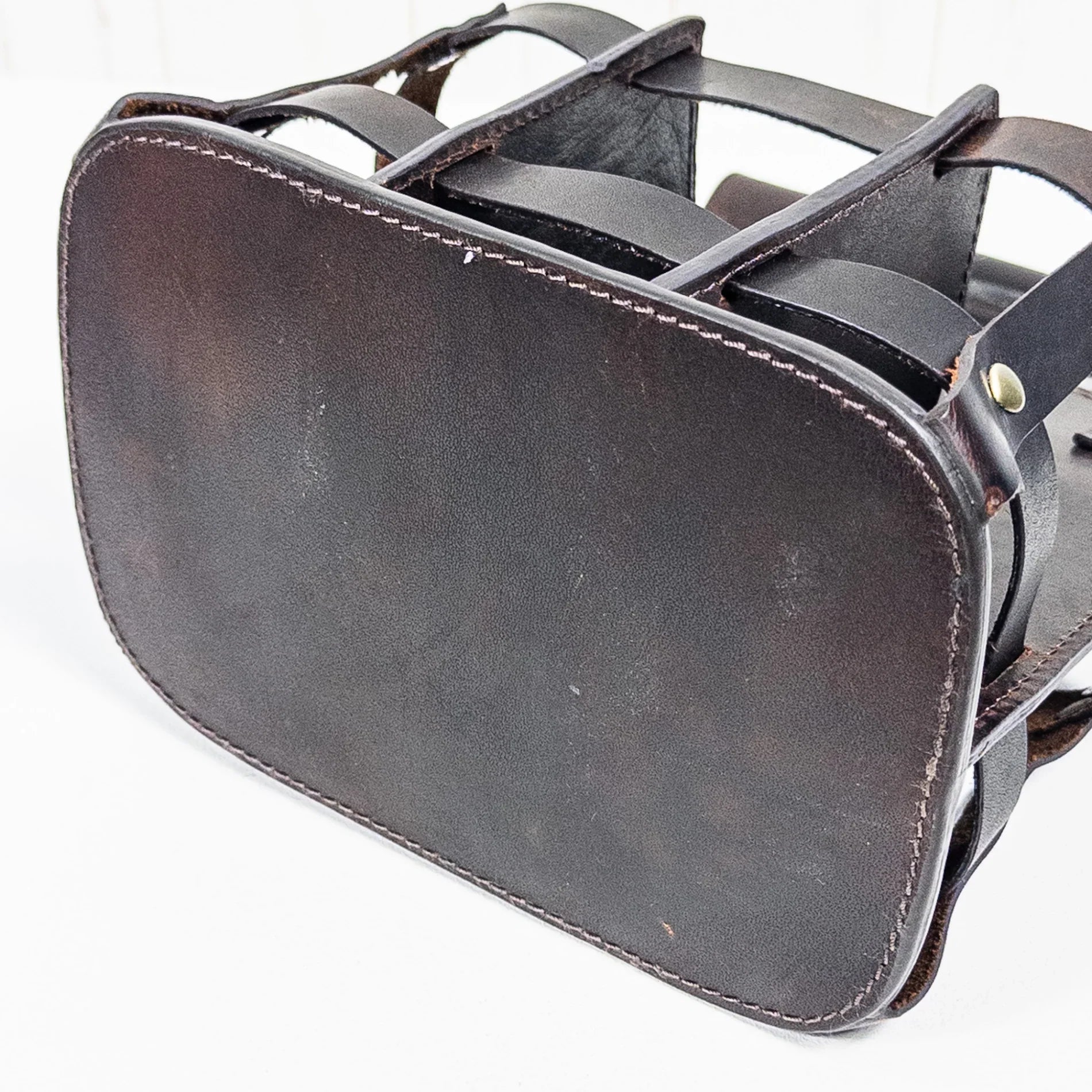 【OneSize ブラウン系】 Carlobolaget（カルロボラジェ） ブルワリー バック 6ボトル Brewery bag 6 bottles leather Brow / レザーブラウン 入手困難 バッグ ストレージ z00052774 leather B - 【公式】2ndGEAR（セカンドギア）Webショップ【登山用品・アウトドア用品専門 買取販売店】