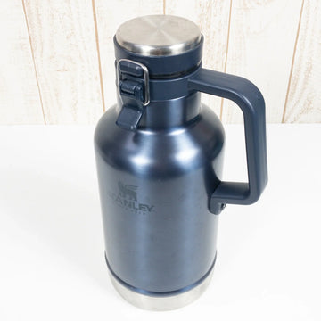 【OneSize ブルー系】 Stanley ( スタンレー ) クラシック真空グロウラー 1.9L 炭酸対応 ボトル ロイヤルブルー |Royal Blue ハードボトル ハイドレーションイクイップメント - 【公式】2ndGEAR（セカンドギア）Webショップ【登山用品・アウトドア用品専門 買取販売店】