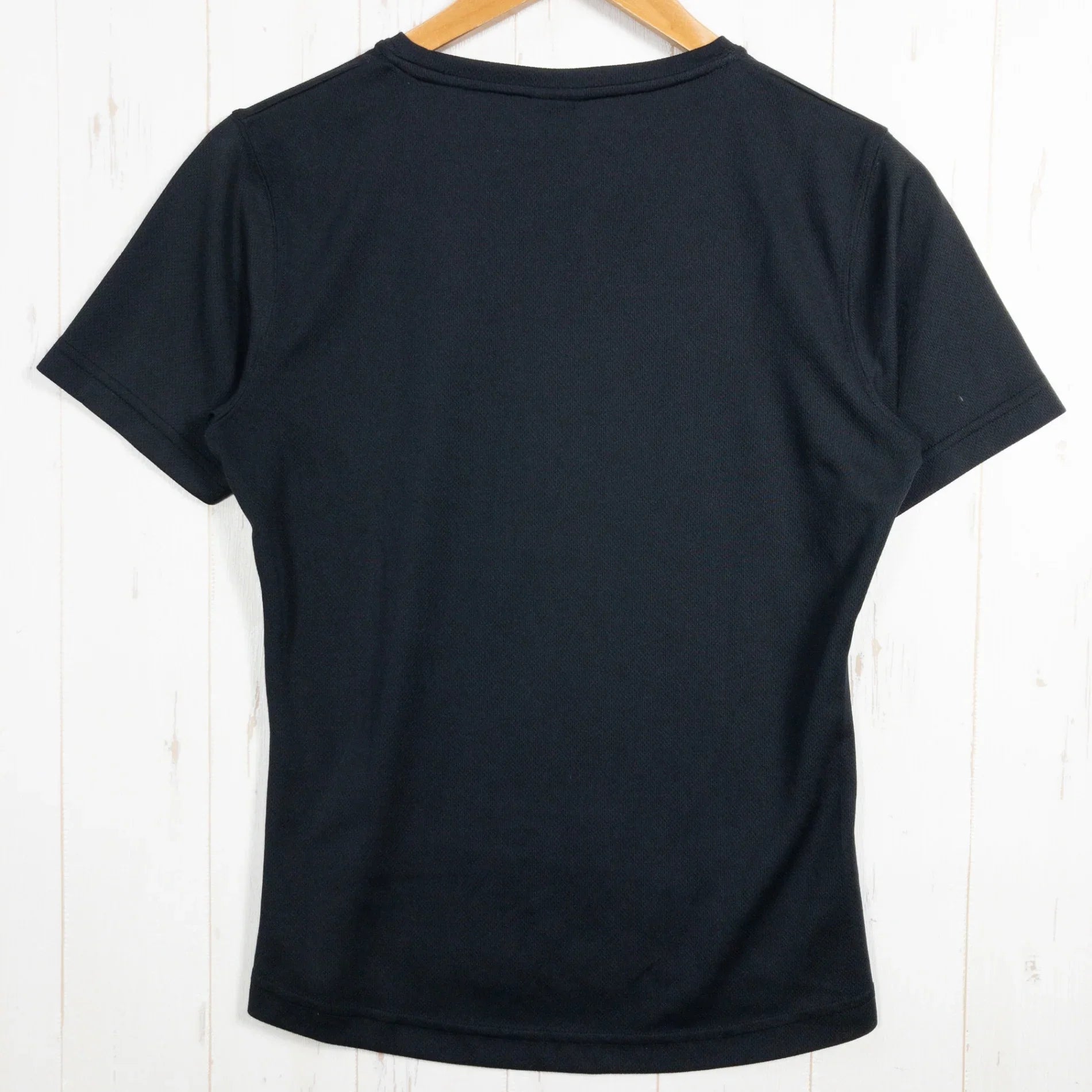 【Women's M ブラック系】 Lowe Alpine ( ロウアルパイン ) メッセージ ティー Message Tee ポリエステル ウェア トップス インナー シャツ ショートスリーブTシャツ クルーネック 化繊 z00052706 化繊 ショートスリーブT - 【公式】2ndGEAR（セカンドギア）Webショップ【登山用品・アウトドア用品専門 買取販売店】