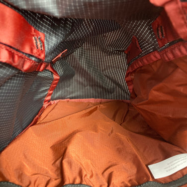 【OneSize ブラック系】 Blue Ice ( ブルーアイス ) スクアロウ 12L Squirrel 12L ナイロン バッグ ストレージ バックパック デイパック 容量【～29L】 z00055222  デイパック 容量【～29L】 バックパック バッグ